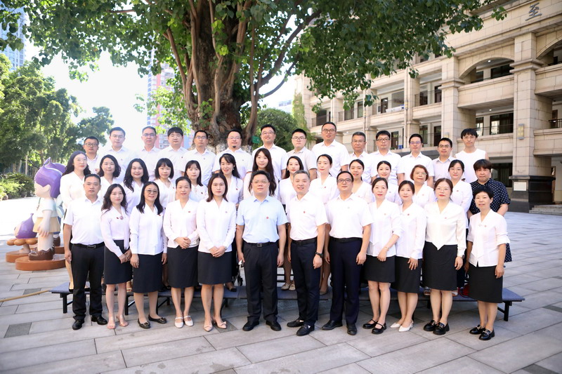 0 2025年历史教研室在职教师合影.jpg